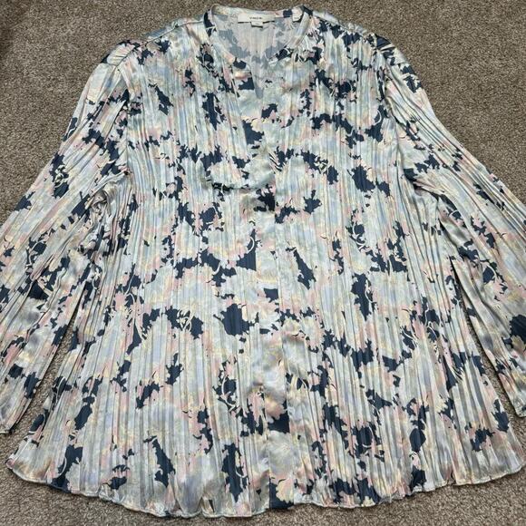 VINCE Top Lotus Pleated Floral Crinkle Blue Pink Blouse Button Down Satin Size M - Picture 4 of 8